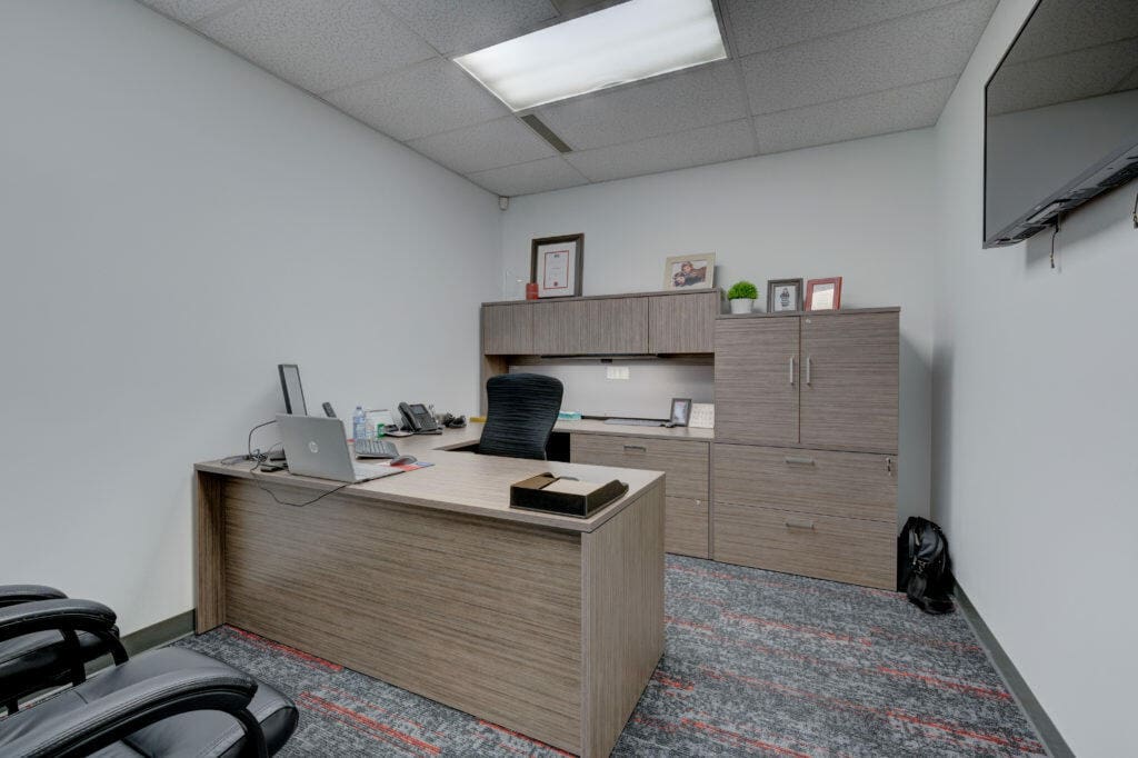 Checkers - Private Office